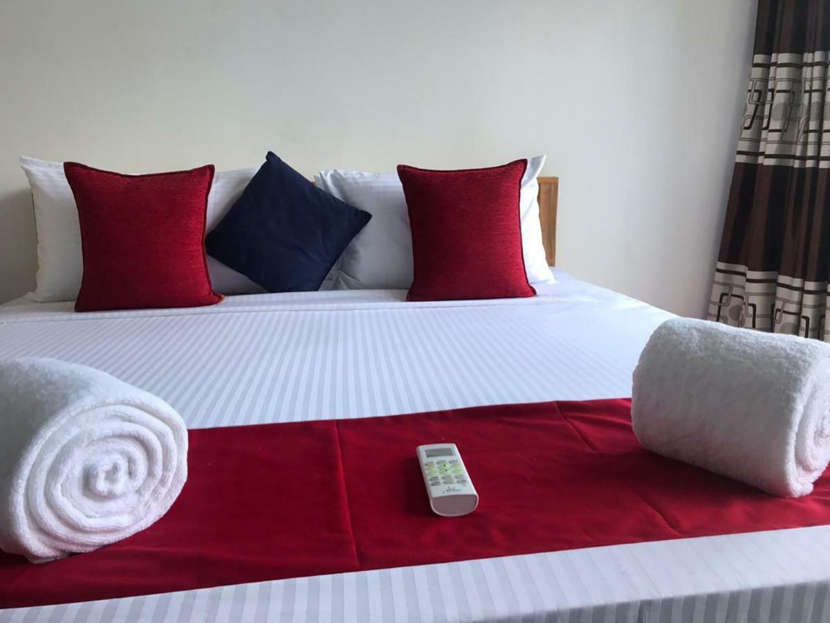 Lodge in 611 Kandy Buitenkant foto